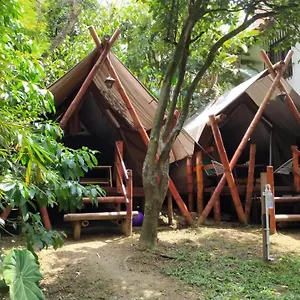 Bambu Glamping Ecolodge Lodge
